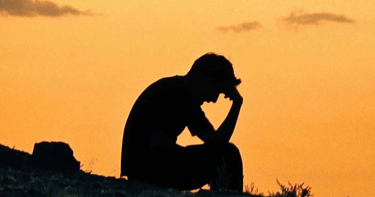 A Lei Invisível da Mente: Como Seus Pensamentos Moldam a Sua Realidade Física